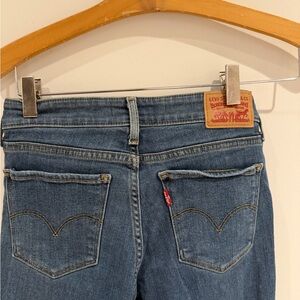 Levi's Women's Blue Jeans 711 ankle (c)